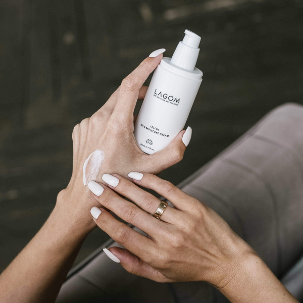 Lagom Cellus Mild Moisture Легкий увлажняющий крем с мочевиной